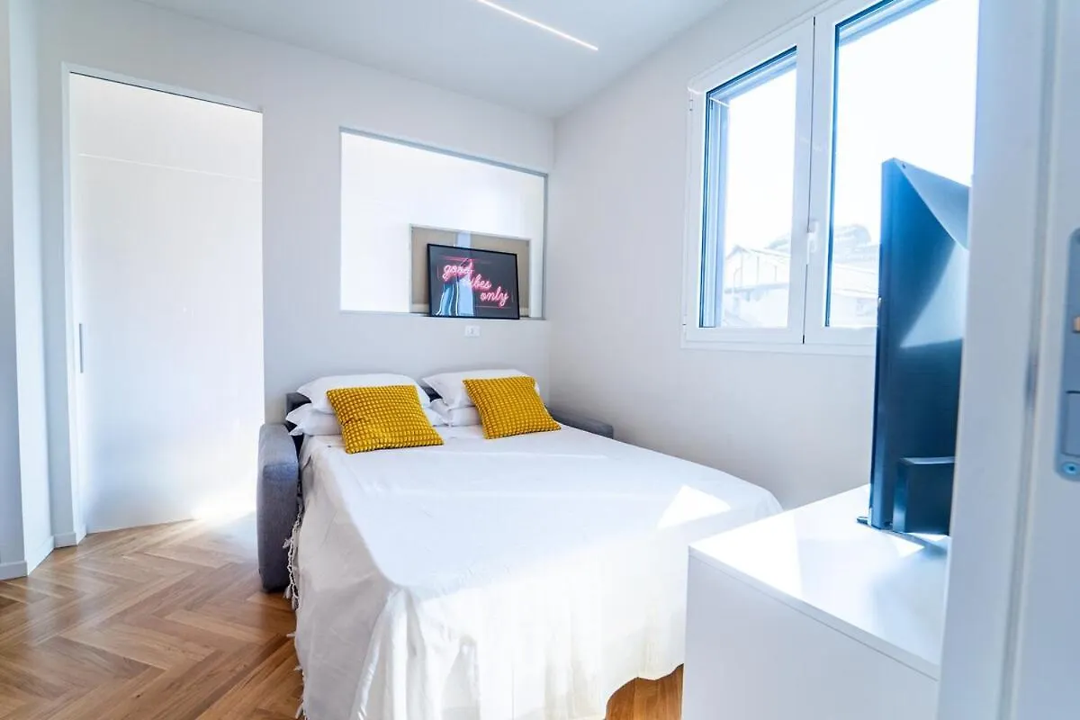 Brera Littlesuite Duomoview Milano Semesterbostad