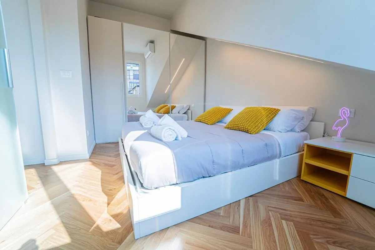 Brera Littlesuite Duomoview Milano Semesterbostad